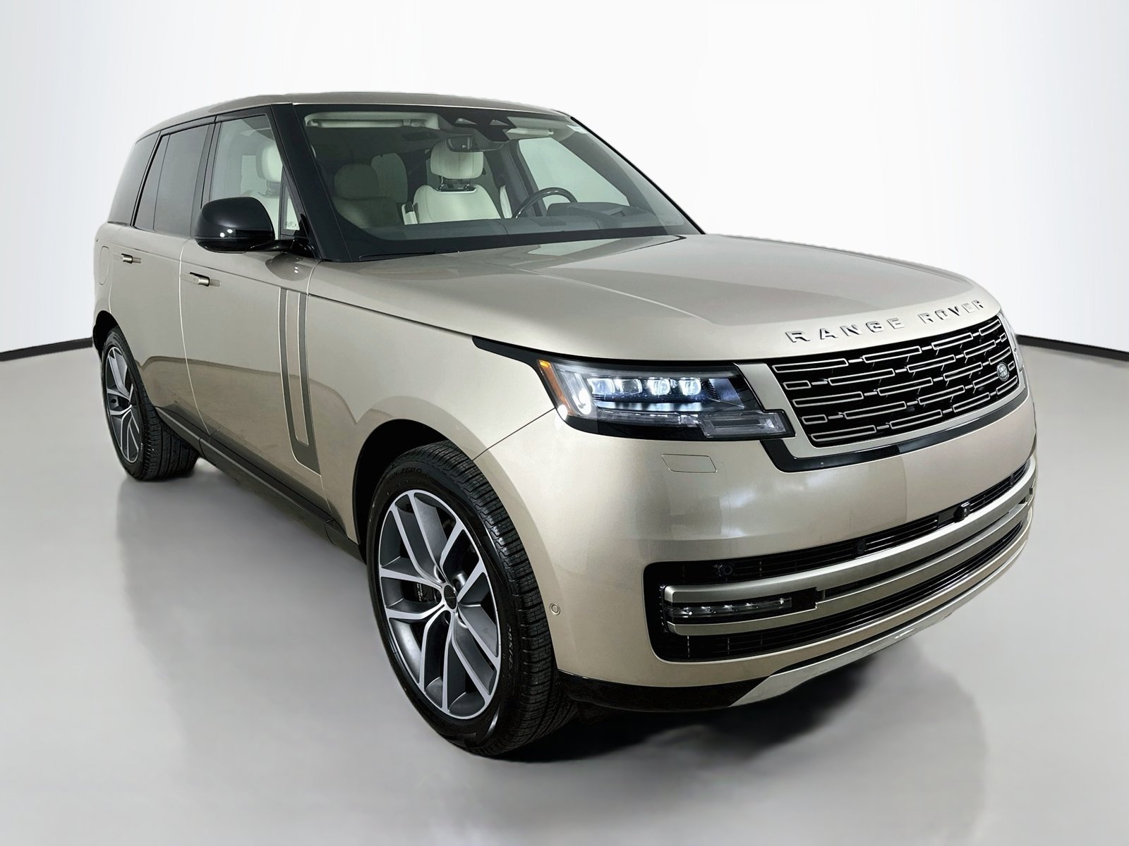 New 2026 Land Rover Range Rover SE AWD/4WD image 3