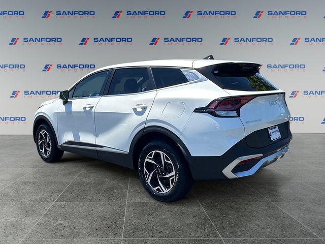 Used 2023 Kia Sportage LX AWD/4WD image 3