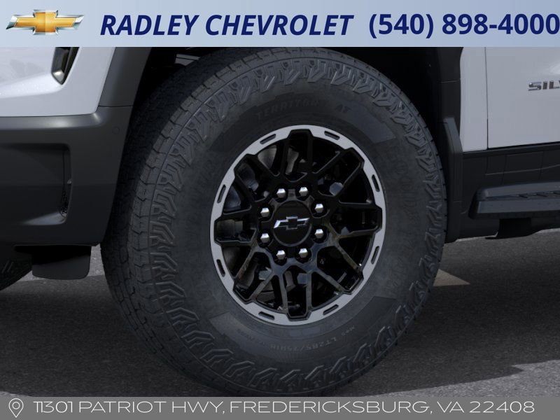 New 2026 Chevrolet Silverado EV Trail Boss image 9