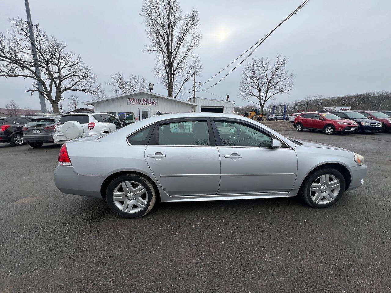 Used 2014 Chevrolet Impala LT w/ LT Sunroof Package FWD image 4