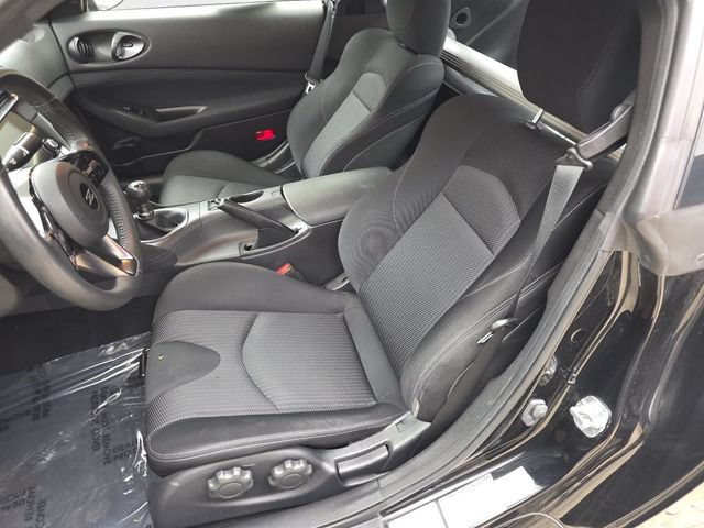 Used 2025 Nissan Z Sport w/ Floor Mat Package RWD image 15