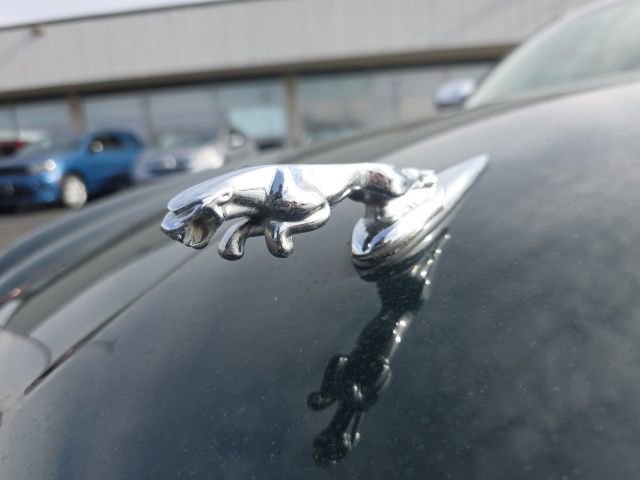 Used 2007 Jaguar XJ8 image 10