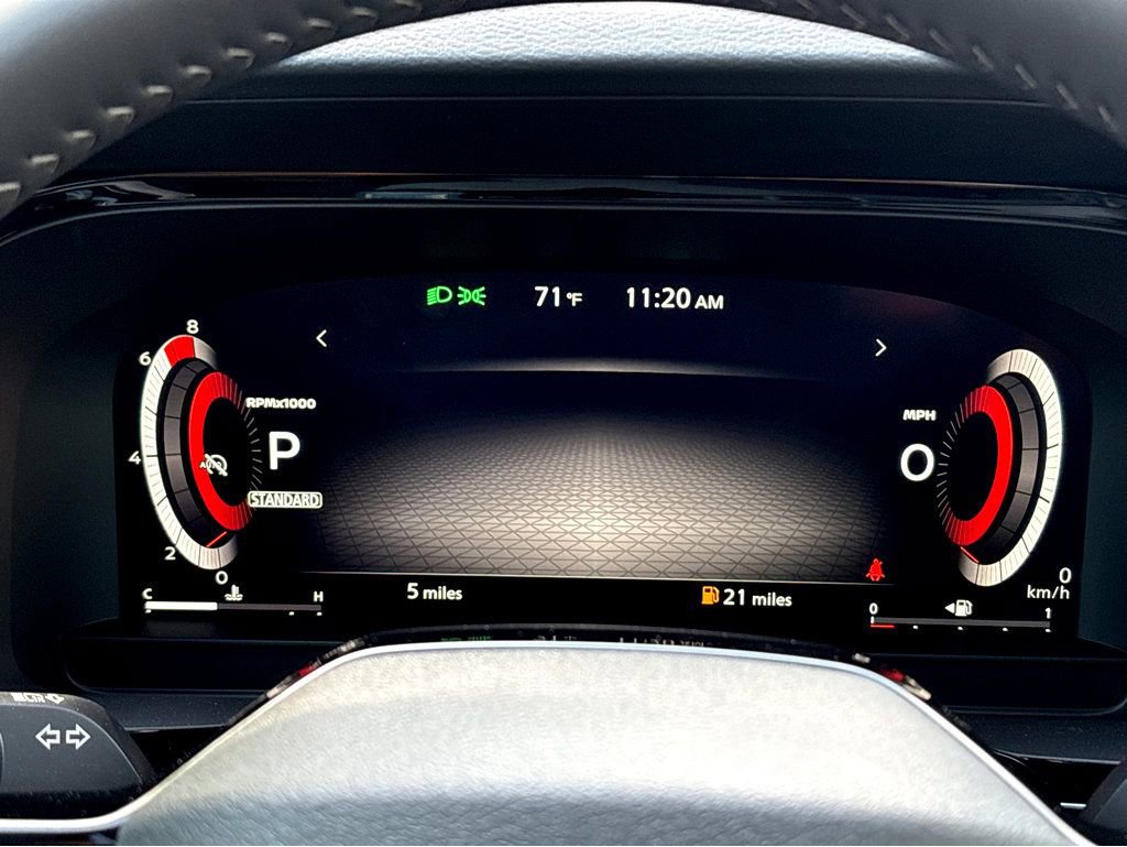 New 2026 Nissan Pathfinder Platinum FWD image 5