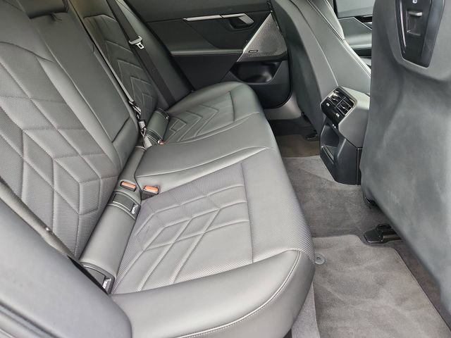 Used 2024 BMW 530i RWD image 28