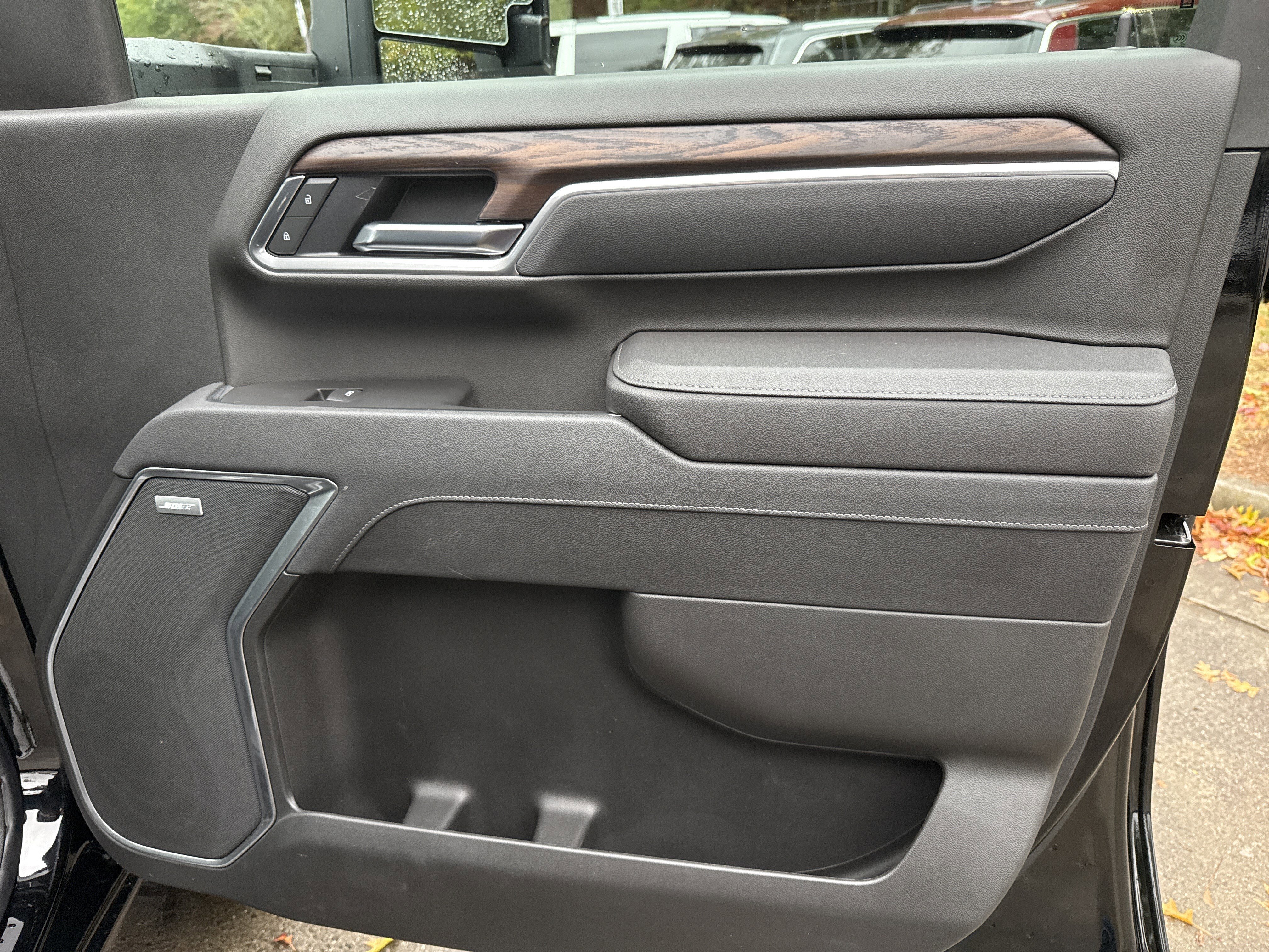 Used 2025 GMC Sierra 2500 SLT image 15