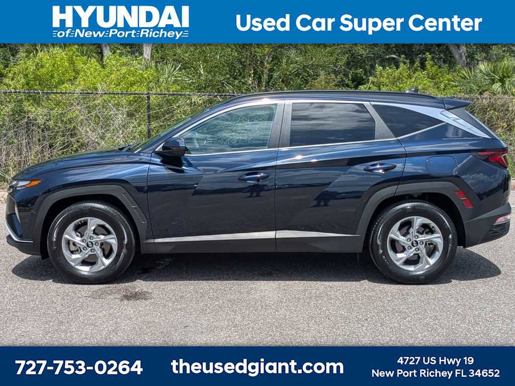 Certified 2024 Hyundai Tucson SEL FWD image 3