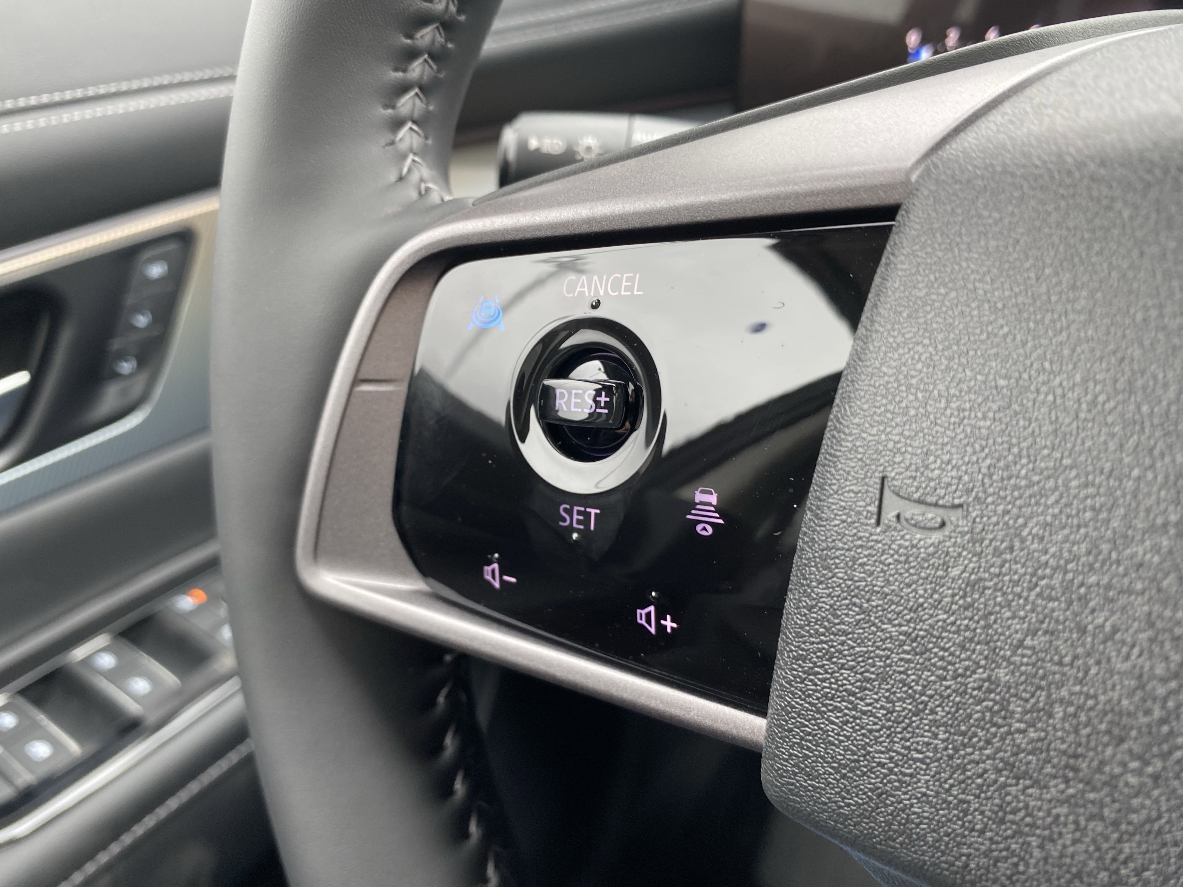 New 2025 Nissan Murano SL image 19