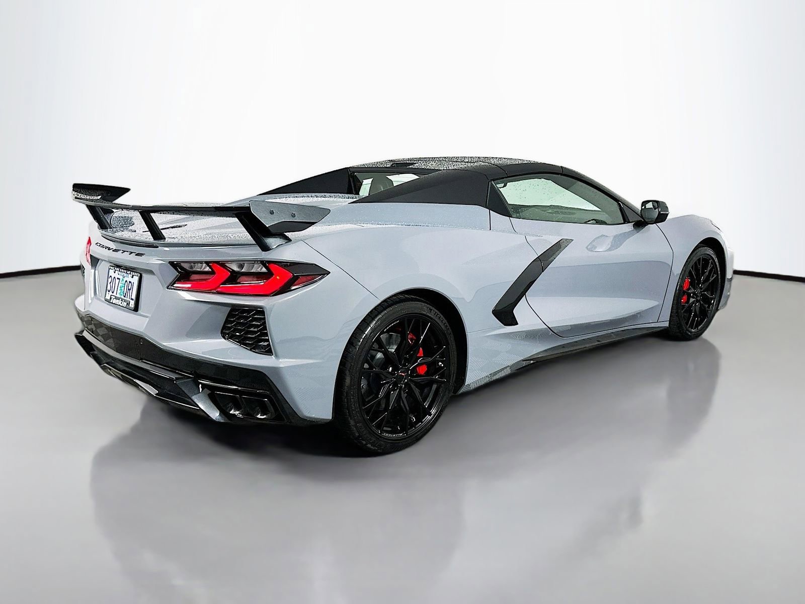 Used 2025 Chevrolet Corvette Stingray Convertible w/ Battery Protection Package image 8