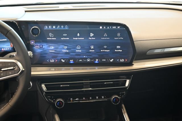 New 2027 Chevrolet Traverse LT w/ Sun and Wheel Package FWD image 15
