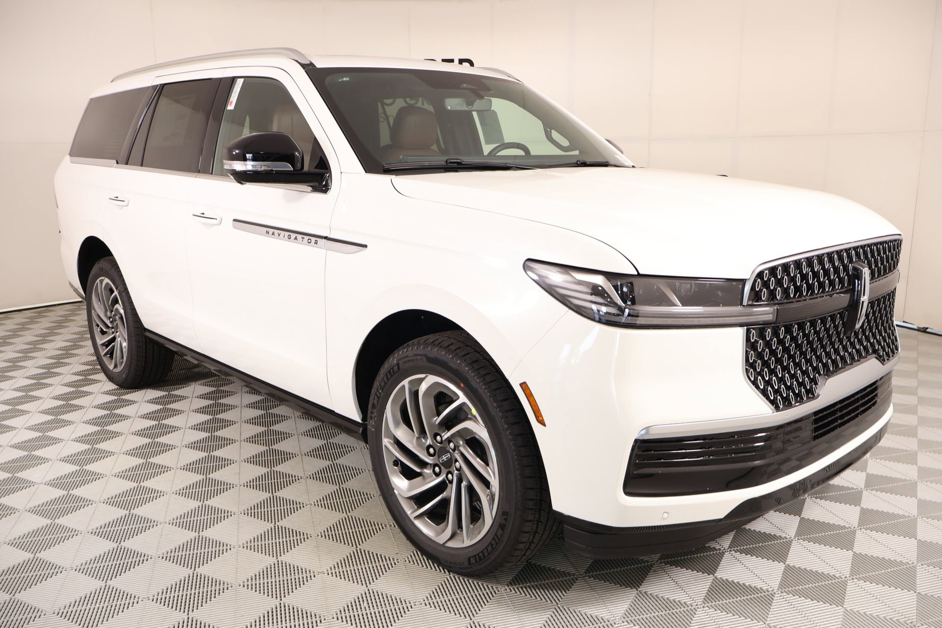 New 2026 Lincoln Navigator Reserve AWD/4WD image 1