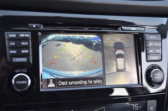 Used 2018 Nissan Rogue Sport SV w/ SV Technology Package image 13