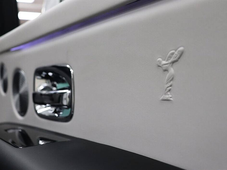 Used 2022 Rolls-Royce Cullinan w/ Cullinan Package AWD/4WD image 20