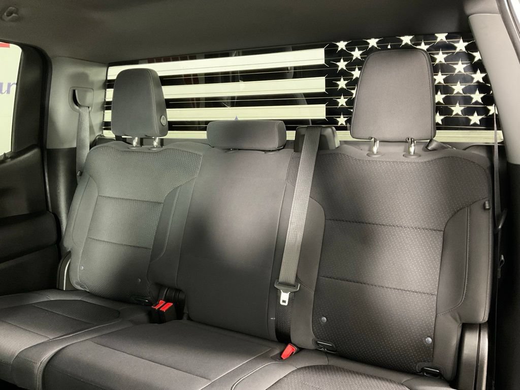 Used 2020 Chevrolet Silverado 1500 Custom w/ Custom Value Package AWD/4WD image 16