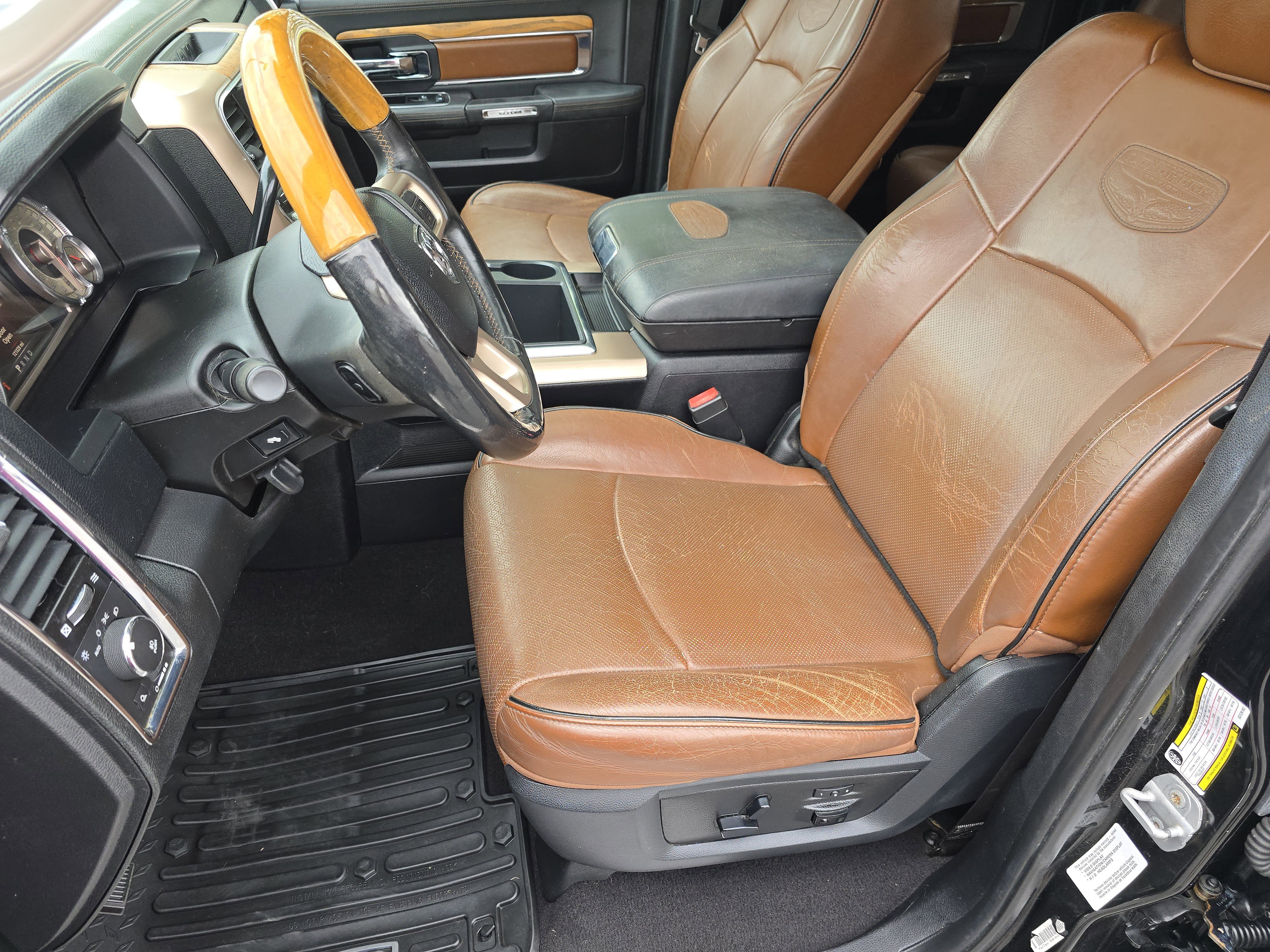 Used 2014 RAM 2500 Longhorn w/ Convenience Group AWD/4WD image 33