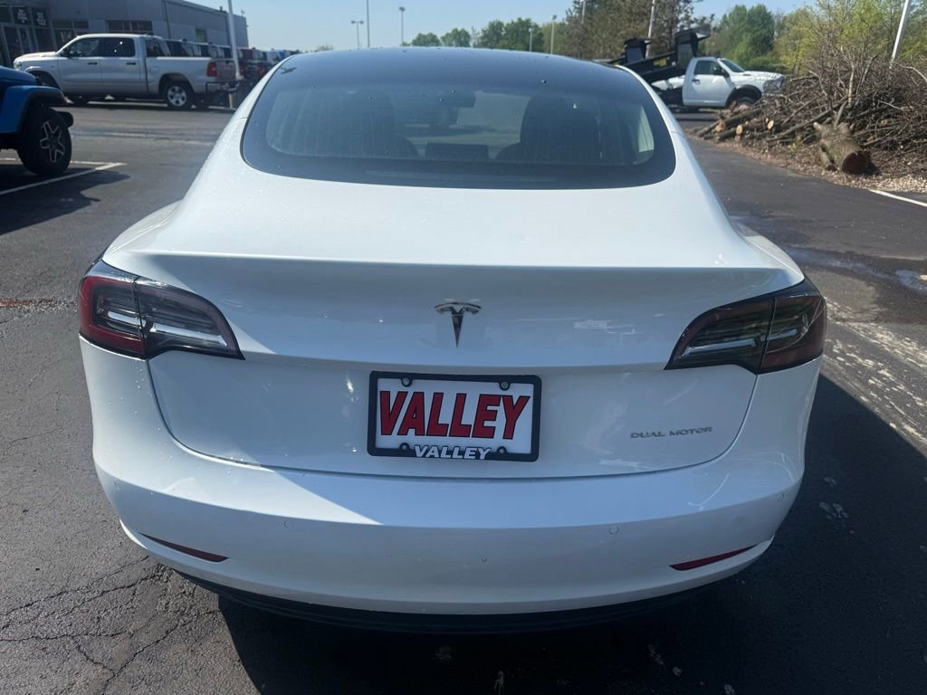 Used 2020 Tesla Model 3 Long Range AWD/4WD image 4