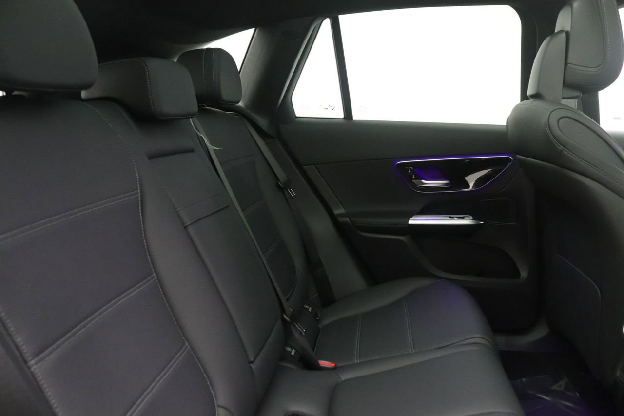 New 2026 Mercedes-Benz GLC 300 image 10