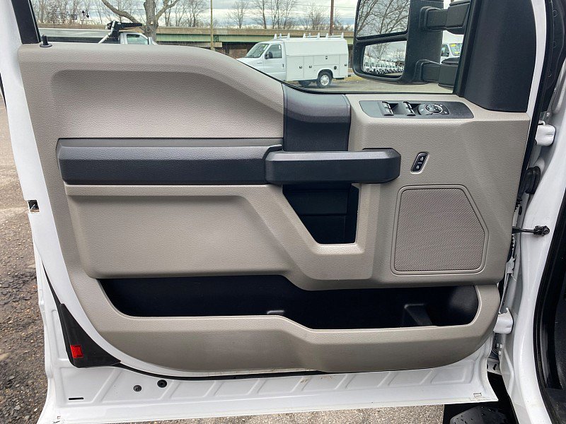 Used 2022 Ford F350 XL w/ Power Equipment Group image 30