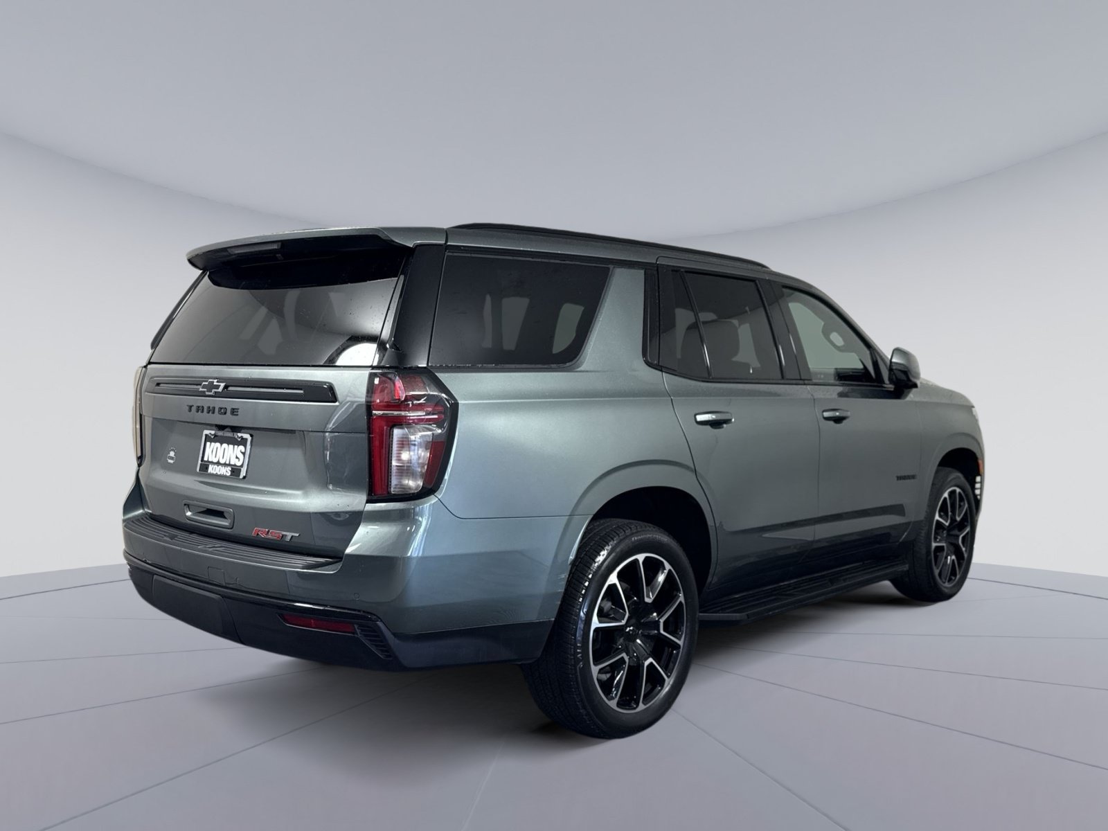 Used 2023 Chevrolet Tahoe RST w/ Luxury Package AWD/4WD image 7
