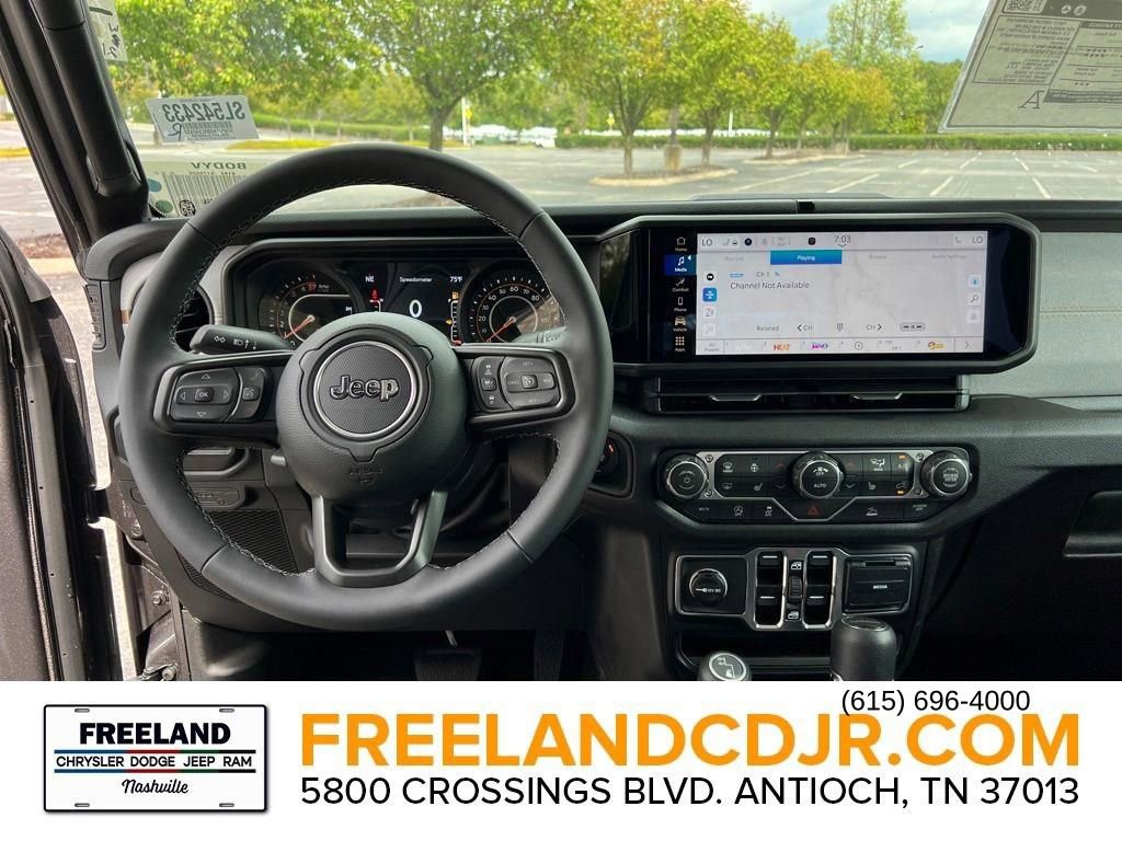 New 2025 Jeep Gladiator Sport image 21