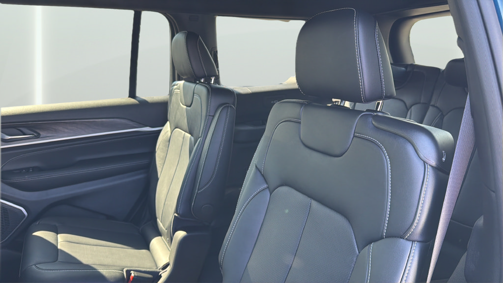 New 2027 Jeep Grand Cherokee L Limited AWD/4WD image 26