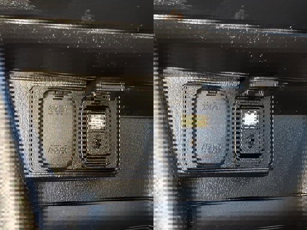 Used 2015 MAZDA MAZDA3 i SV image 28