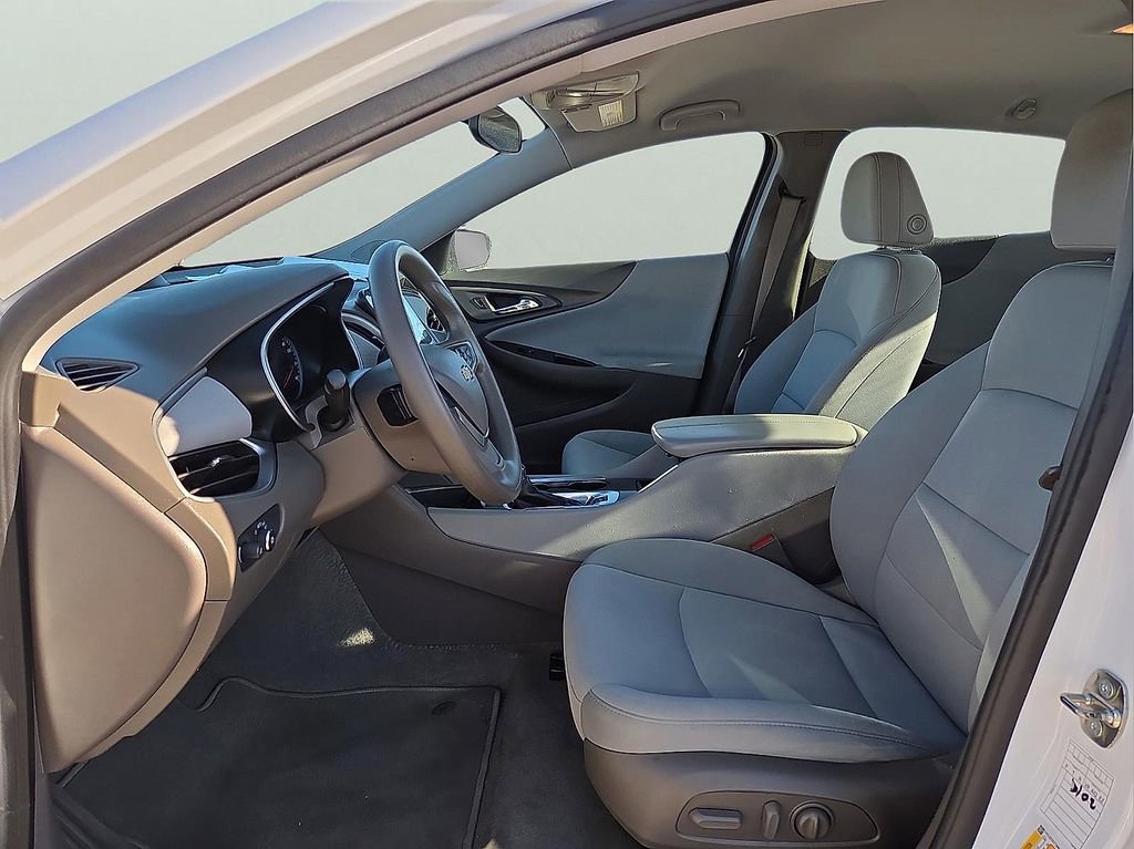 Used 2022 Chevrolet Malibu LT image 12