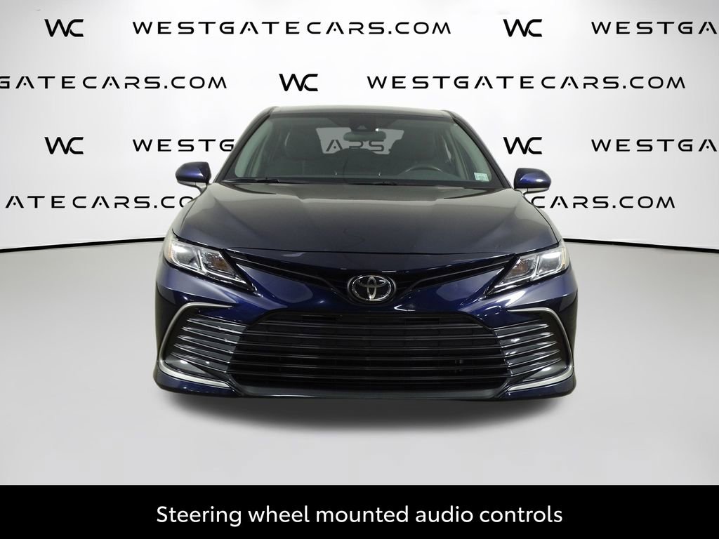 Used 2022 Toyota Camry LE image 4