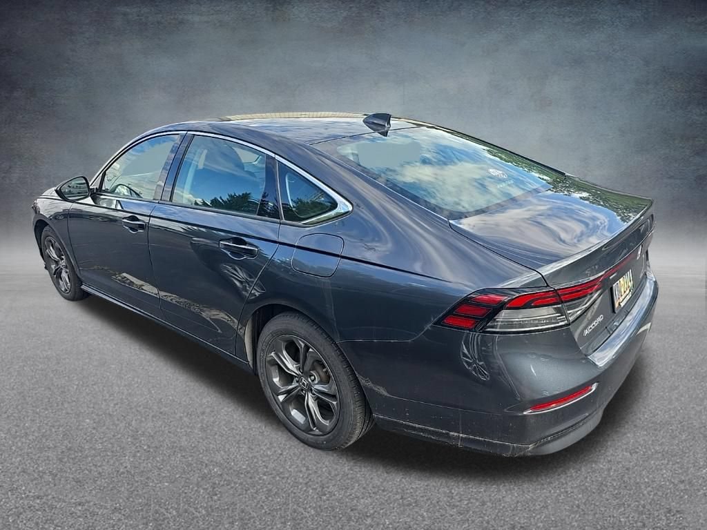 Used 2023 Honda Accord EX image 5