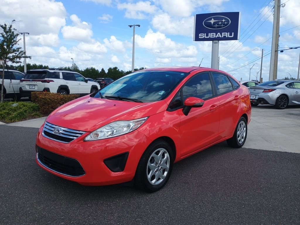 Used 2013 Ford Fiesta SE w/ Super Fuel Economy Pkg image 1