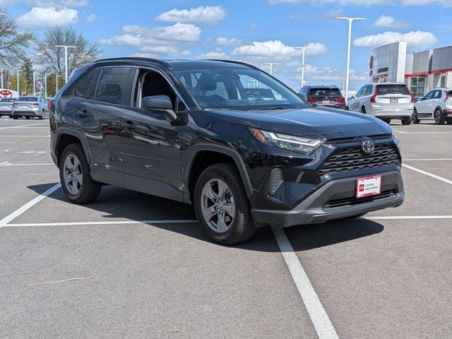 Certified 2025 Toyota RAV4 LE AWD/4WD image 3
