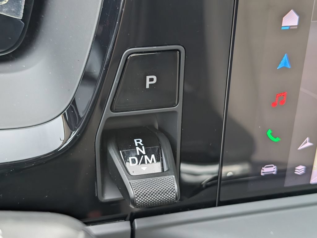 Certified 2025 Porsche Panamera RWD image 26