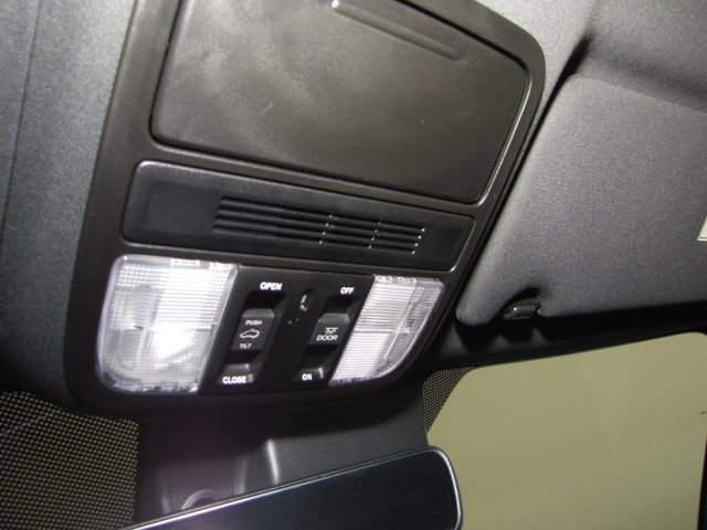 Certified 2025 Honda Passport EX-L image 8