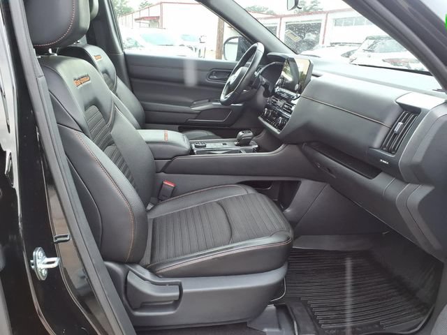Used 2024 Nissan Pathfinder Rock Creek AWD/4WD image 19