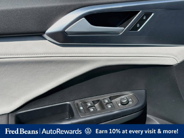 New 2026 Volkswagen Taos SE AWD/4WD image 20