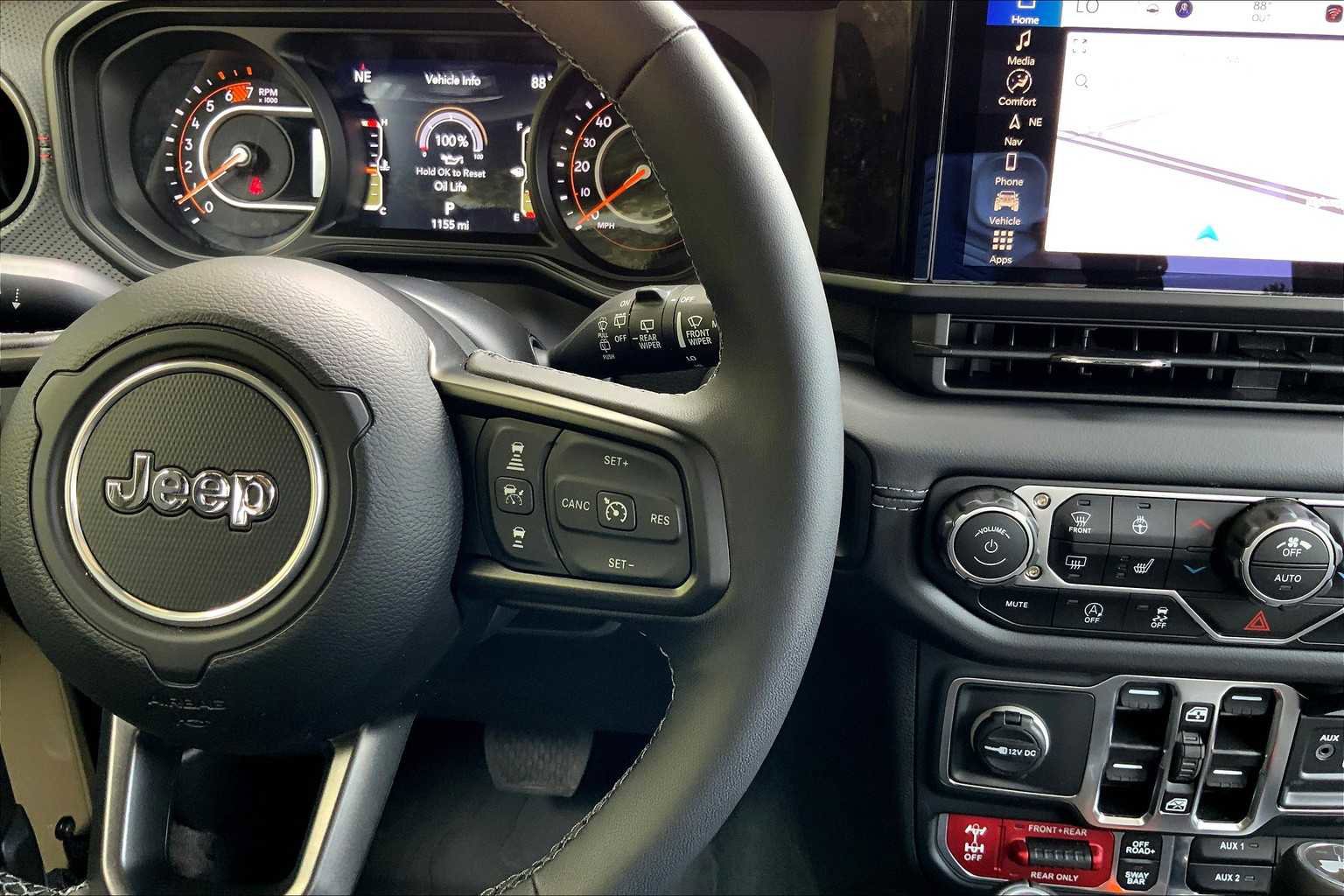 Used 2025 Jeep Wrangler Unlimited Rubicon image 24