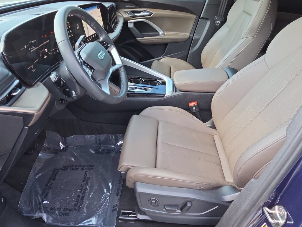 Certified 2025 Audi Q5 Premium Plus AWD/4WD image 10