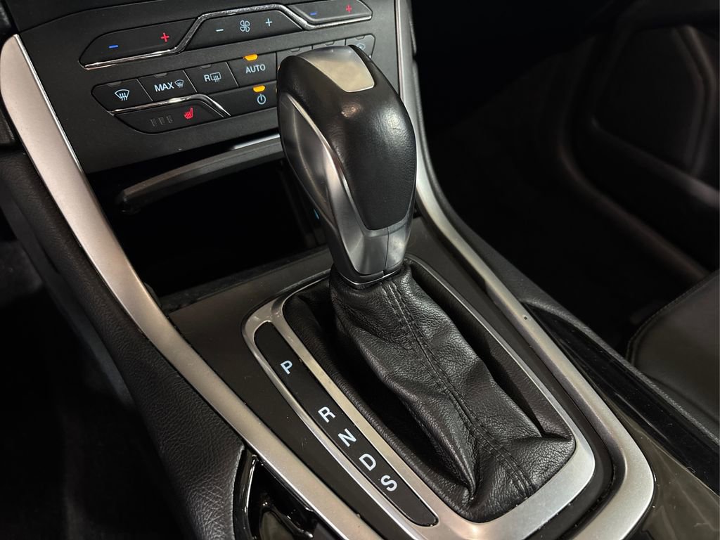 Used 2016 Ford Edge SEL w/ Equipment Group 201A image 30