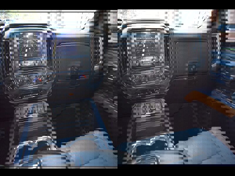 Used 2015 Chevrolet Silverado 2500 LTZ w/ Duramax Plus Package image 28