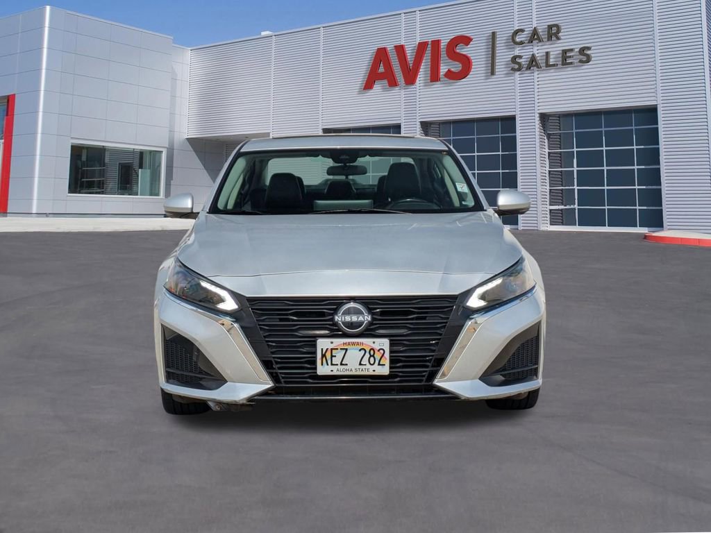 Used 2023 Nissan Altima 2.5 SL image 2