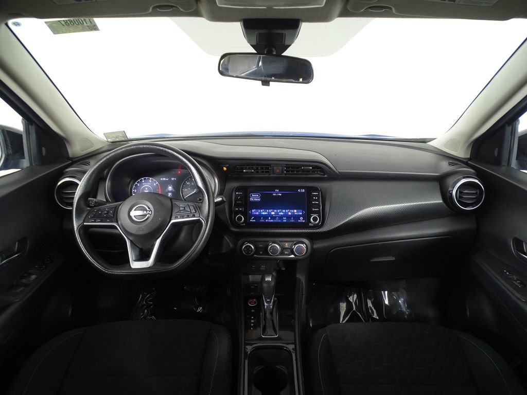 Used 2023 Nissan Kicks SV image 27