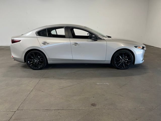 Used 2025 MAZDA MAZDA3 s FWD image 2