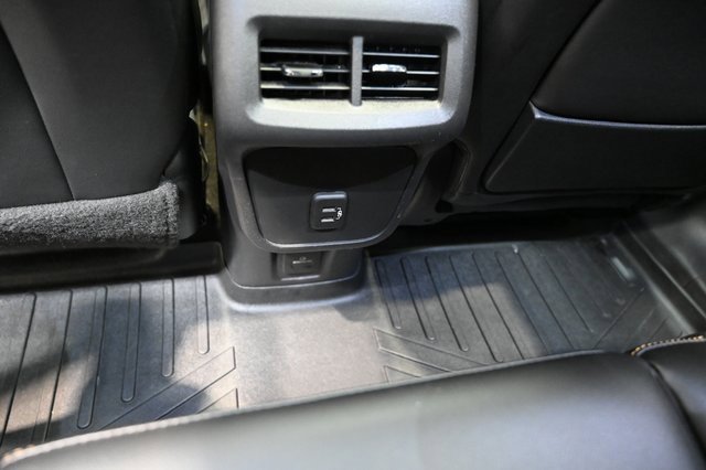 Used 2021 GMC Terrain SLT w/ Infotainment Package II image 27