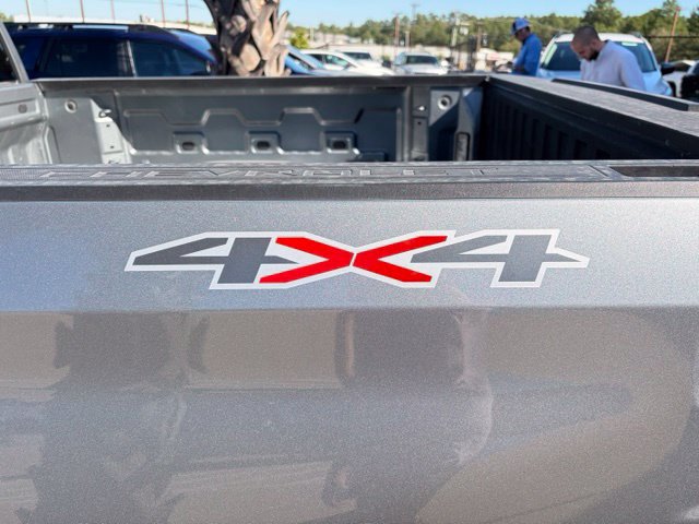Used 2025 Chevrolet Silverado 1500 LT AWD/4WD image 22