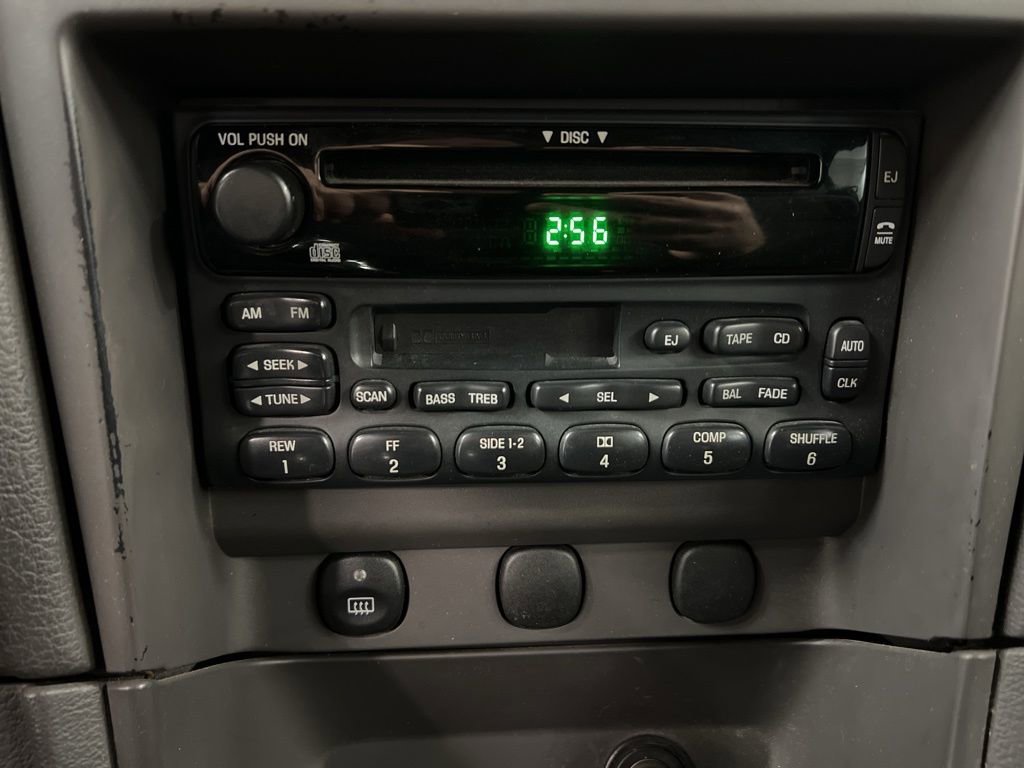 Used 2001 Ford Mustang Coupe image 10