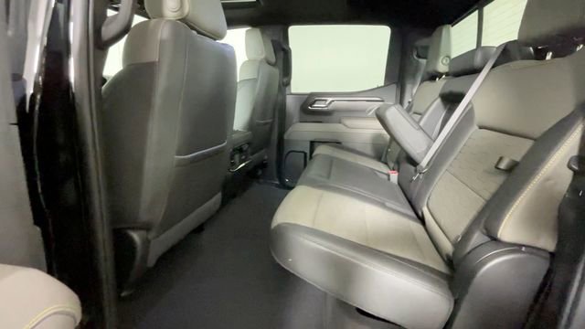 Used 2022 Chevrolet Silverado 1500 ZR2 w/ Technology Package AWD/4WD image 16