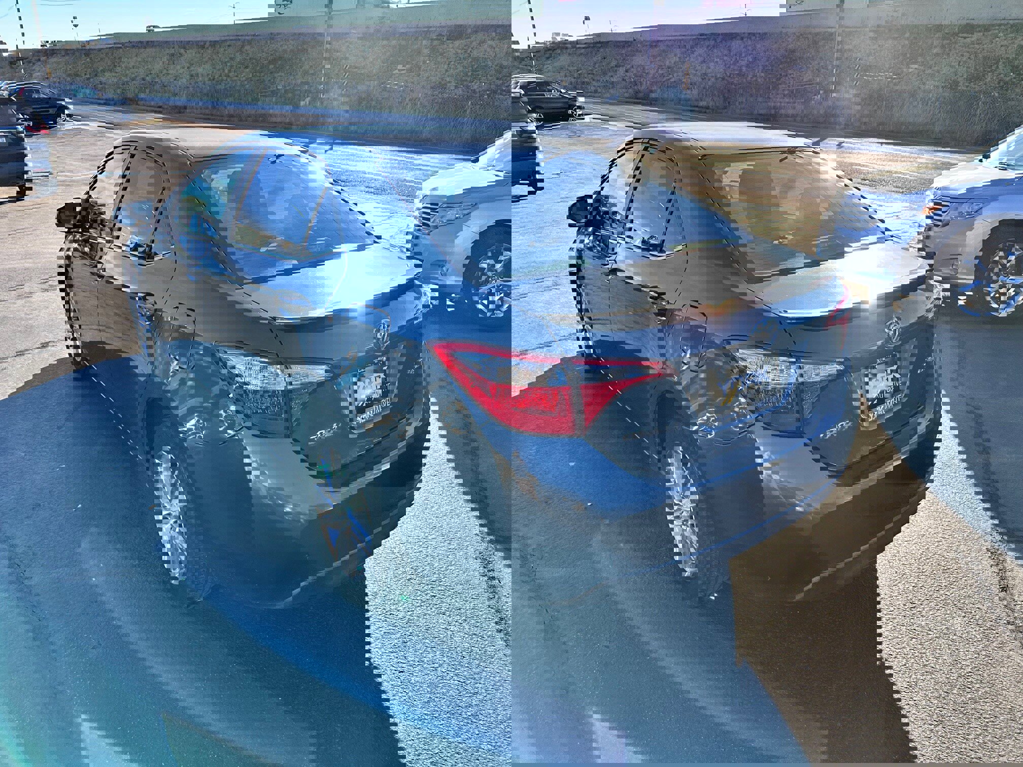 Used 2014 Toyota Corolla LE image 4