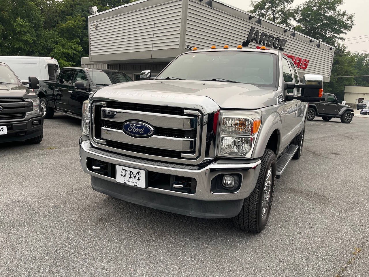 Used 2016 Ford F350 4x4 Crew Cab Super Duty image 3