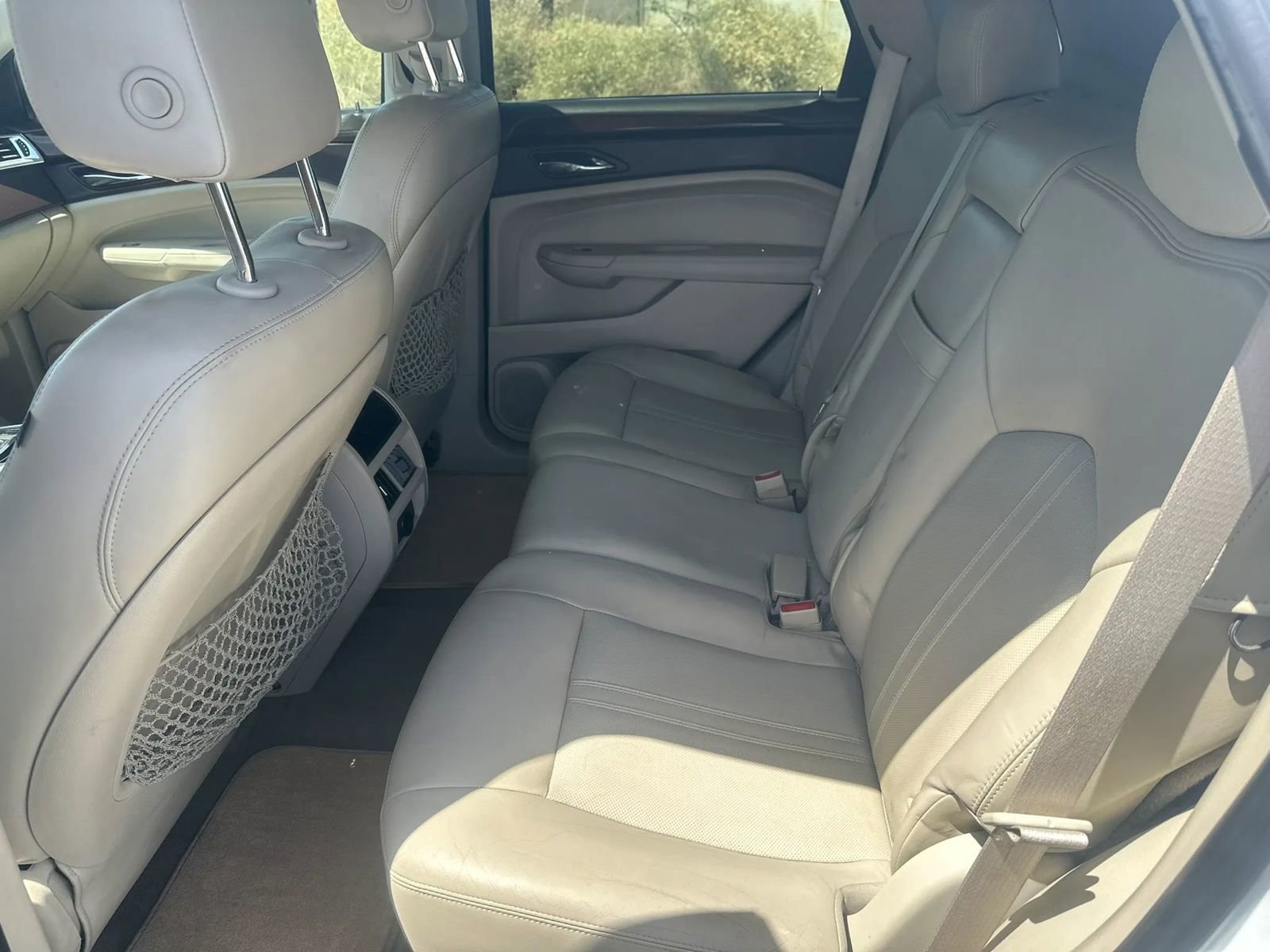 Used 2011 Cadillac SRX Luxury FWD image 15
