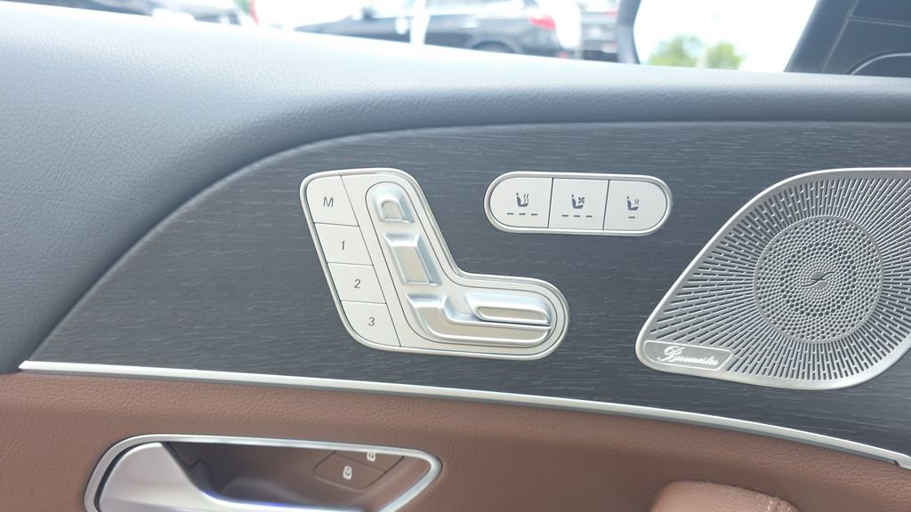 Certified 2024 Mercedes-Benz GLS 450 4MATIC image 13