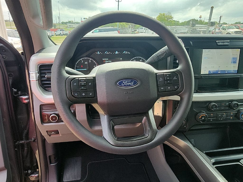 New 2027 Ford F350 XLT w/ Tremor Off-Road Package AWD/4WD image 18